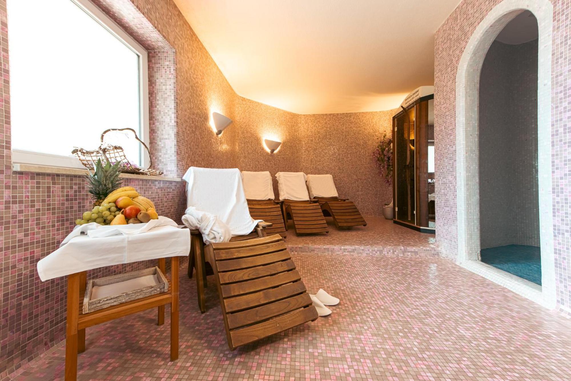 Hotel Bacher Riva di Tures Eksteriør billede