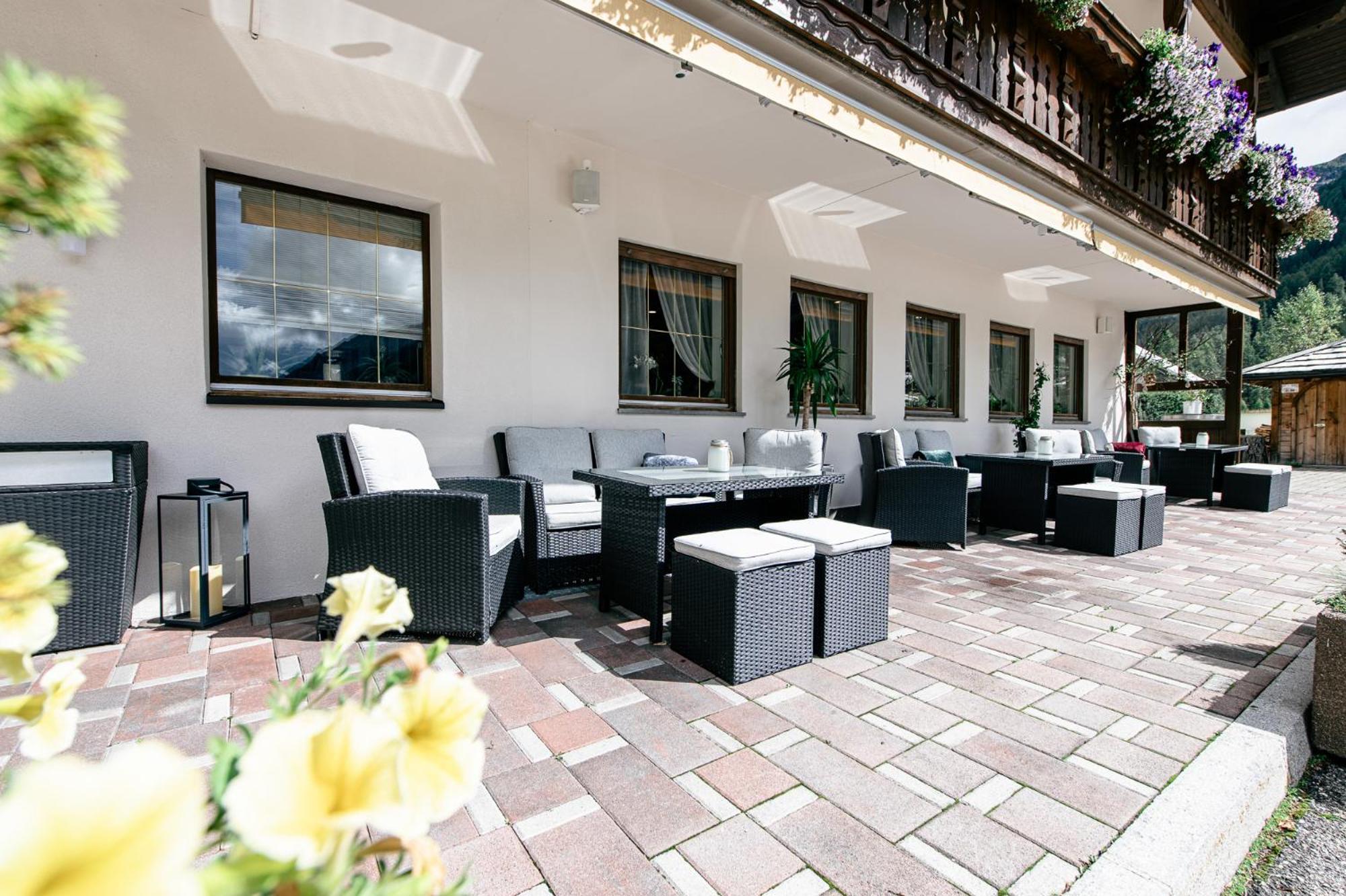 Hotel Bacher Riva di Tures Eksteriør billede