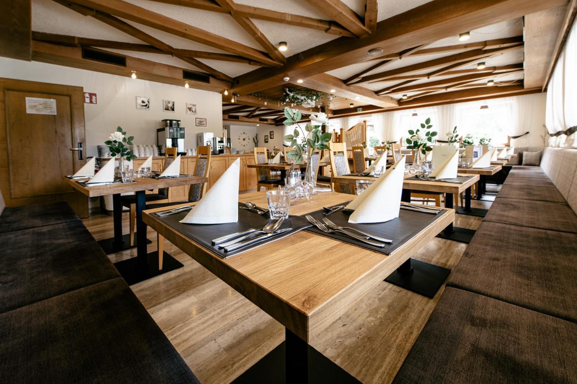 Hotel Bacher Riva di Tures Eksteriør billede