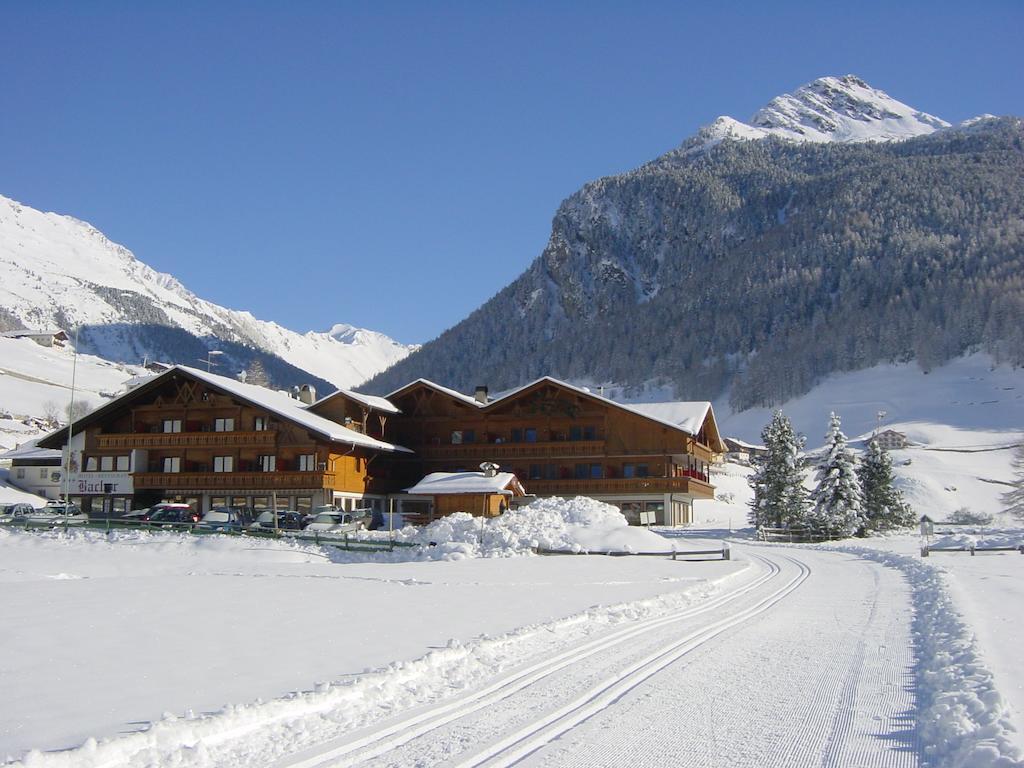 Hotel Bacher Riva di Tures Eksteriør billede